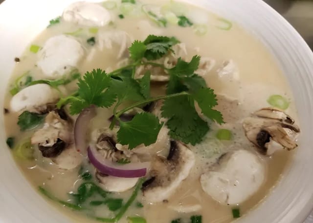 Tom Kha.