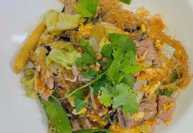 Pad Woon Sen.